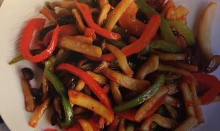 牛筋炒红椒怎么做好吃 红椒怎么做好吃